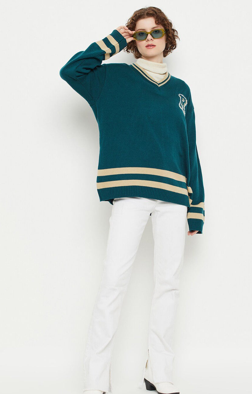 S-lytherin v neck pullover
