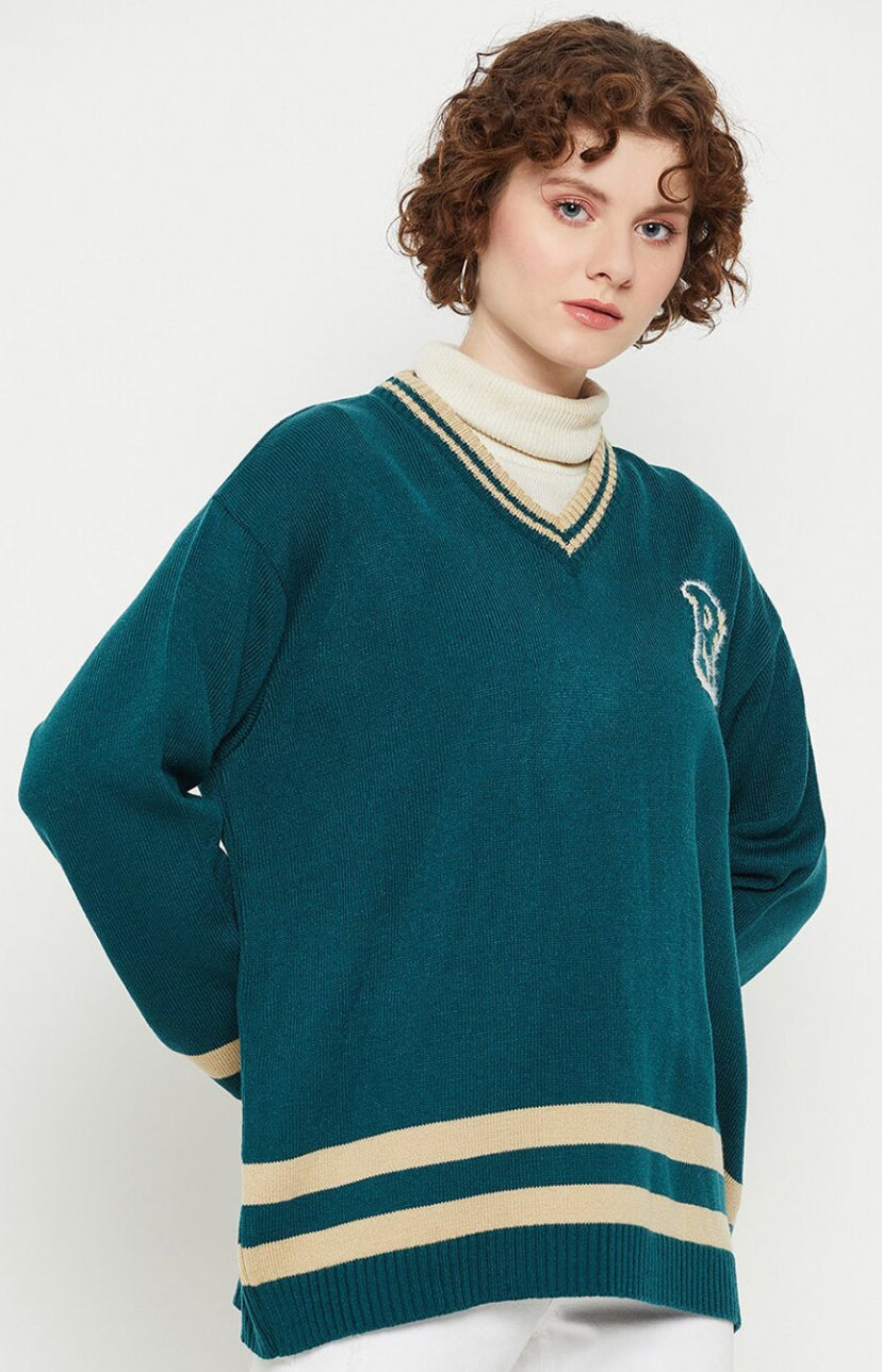 S-lytherin v neck pullover