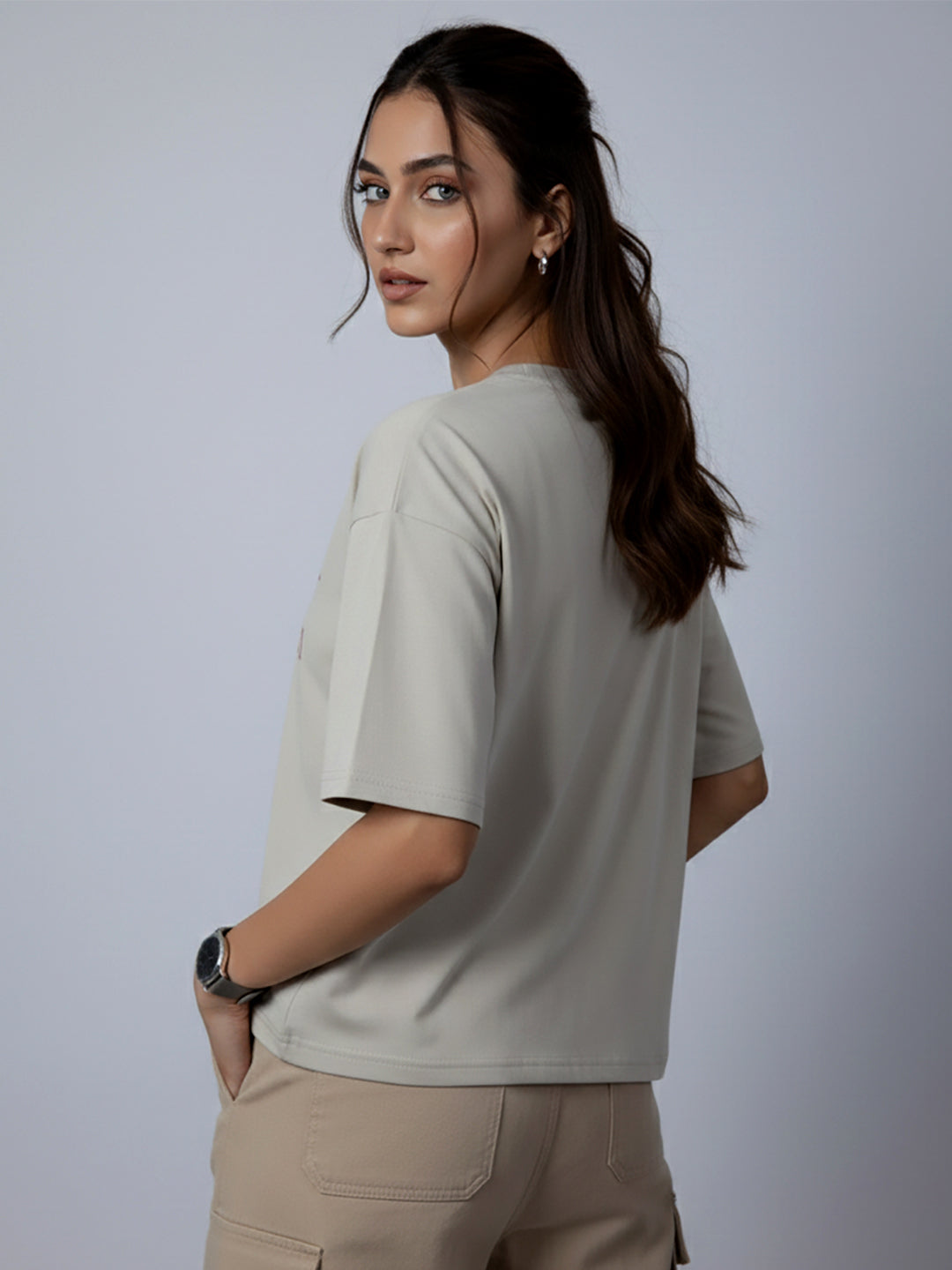 KENCHI JAISI ZUBAN OVER SIZED T-SHIRT