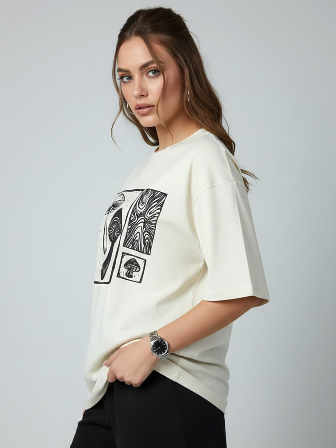 MUSHROOM OVERSIZED T-SHIRT